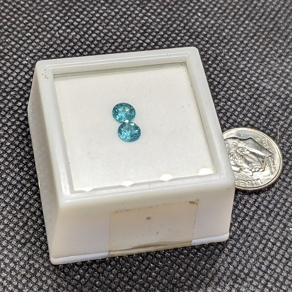 Set of two bright blue apatite for earrings